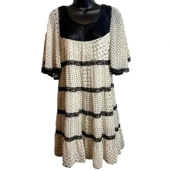 MM Couture Dresses & Skirts - MISS Me Couture flowy dress with flutter sleeves and lace details